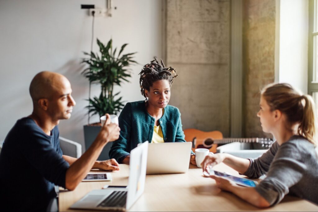 Grupos de Recursos para Empleados (ERG): Fortalece la Inclusión y el Compromiso
